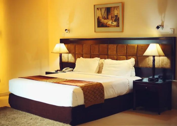 The Avenue Hotel and Suites