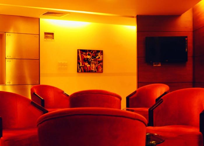 The Avenue Hotel and Suites