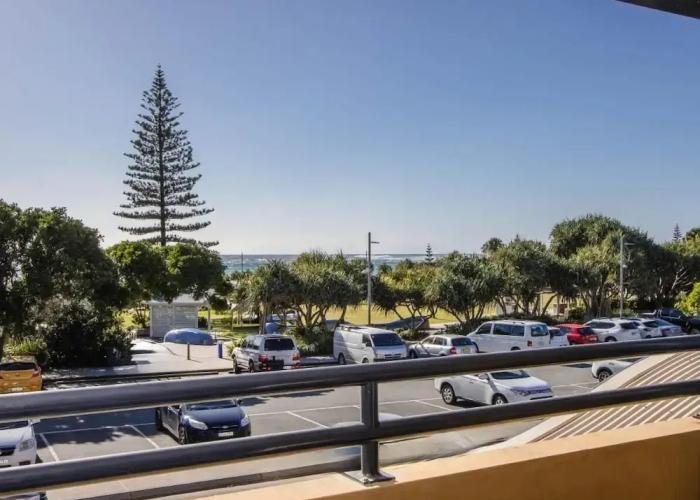 Beachfront Apartment in Kingscliff