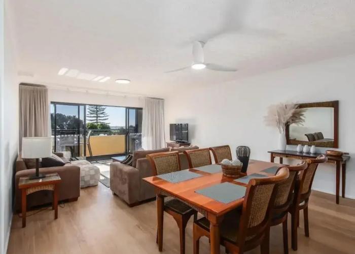 Beachfront Apartment in Kingscliff