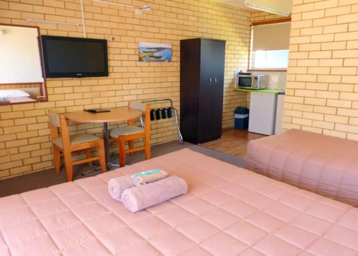 Coastal Comfort Motel