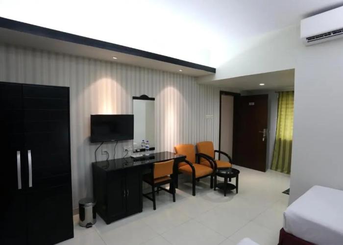Orchid Business Hotel
