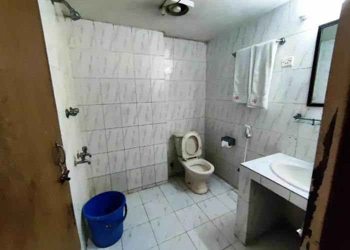 Asian SR Hotel