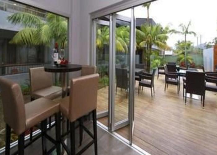Peninsula Nelson Bay Motel and Serviced Apartments