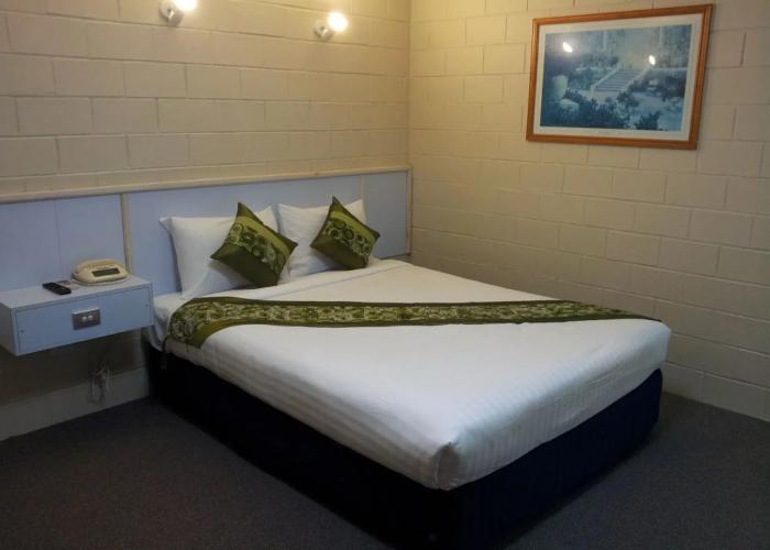 Admiral Nelson Motor Inn