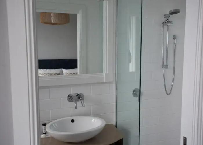 Seabreeze Hotel