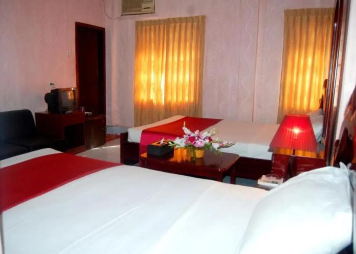 Hotel Swiss Garden International