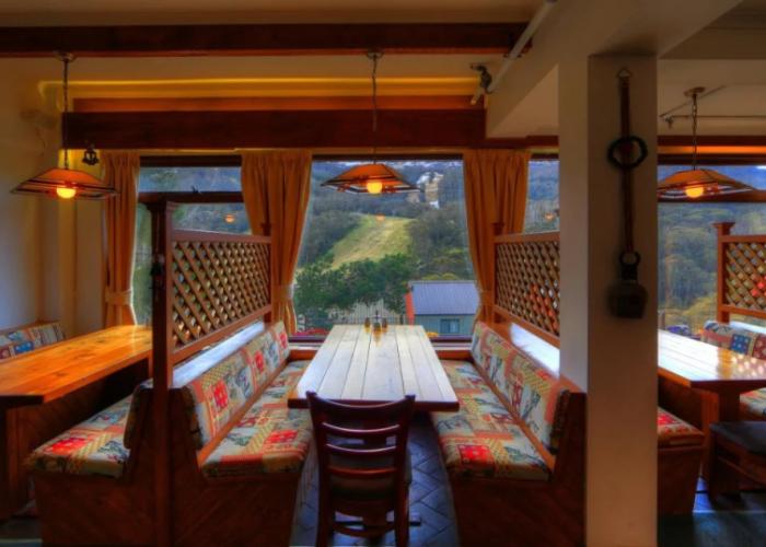 Candlelight Lodge