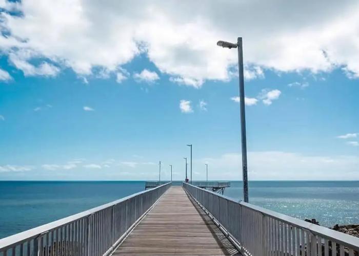 Nightcliff Foreshore Seaview Pool Workspace