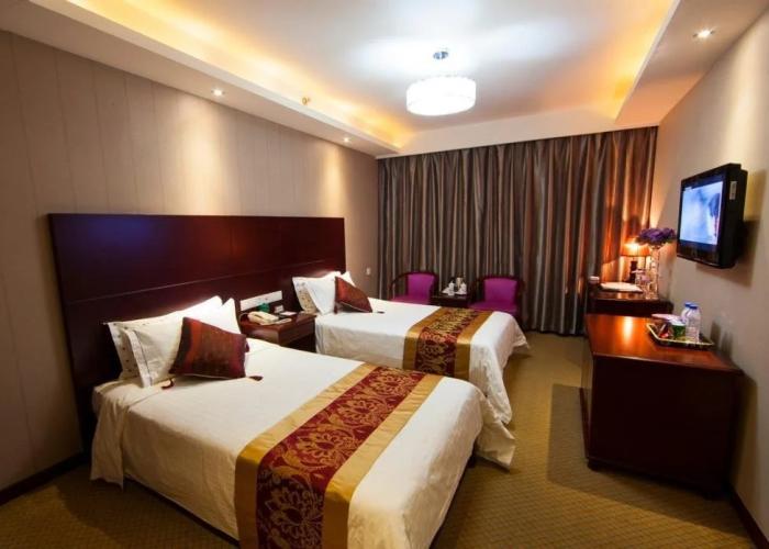 Chunyi Hotel