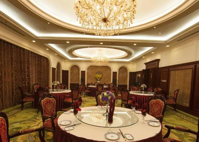 Chunyi Hotel