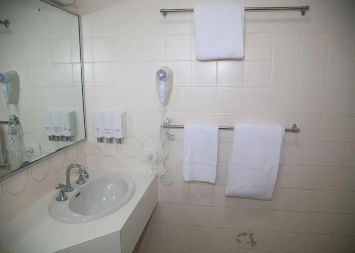 Cannonvale Reef Gateway Hotel
