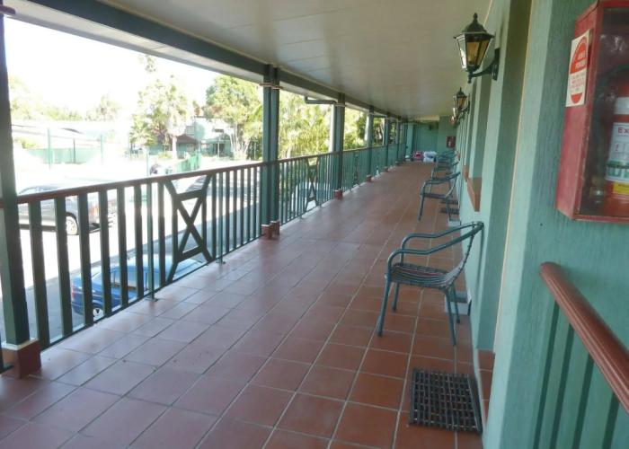 Puffers Inn Logan Motel