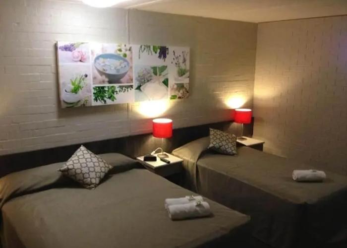 Browns Plains Hotel