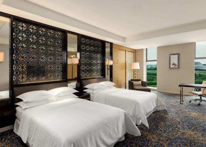 Sheraton Changchun Jingyuetan Hotel