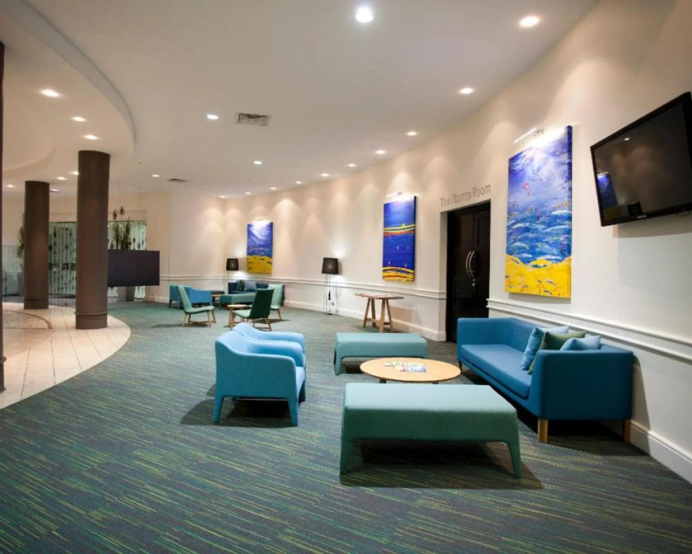 фото Mantra Mooloolaba Beach