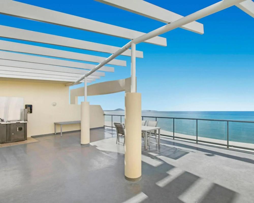 фото Mantra Mooloolaba Beach