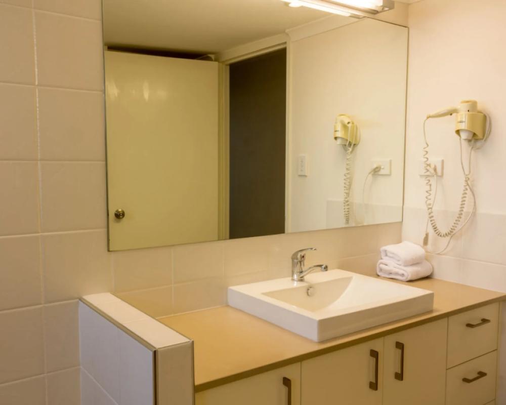 фото Windward Apartments