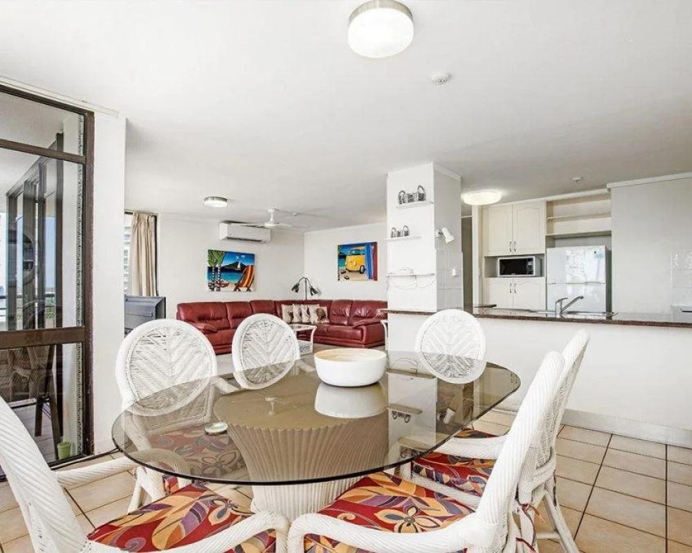 фото Windward Apartments