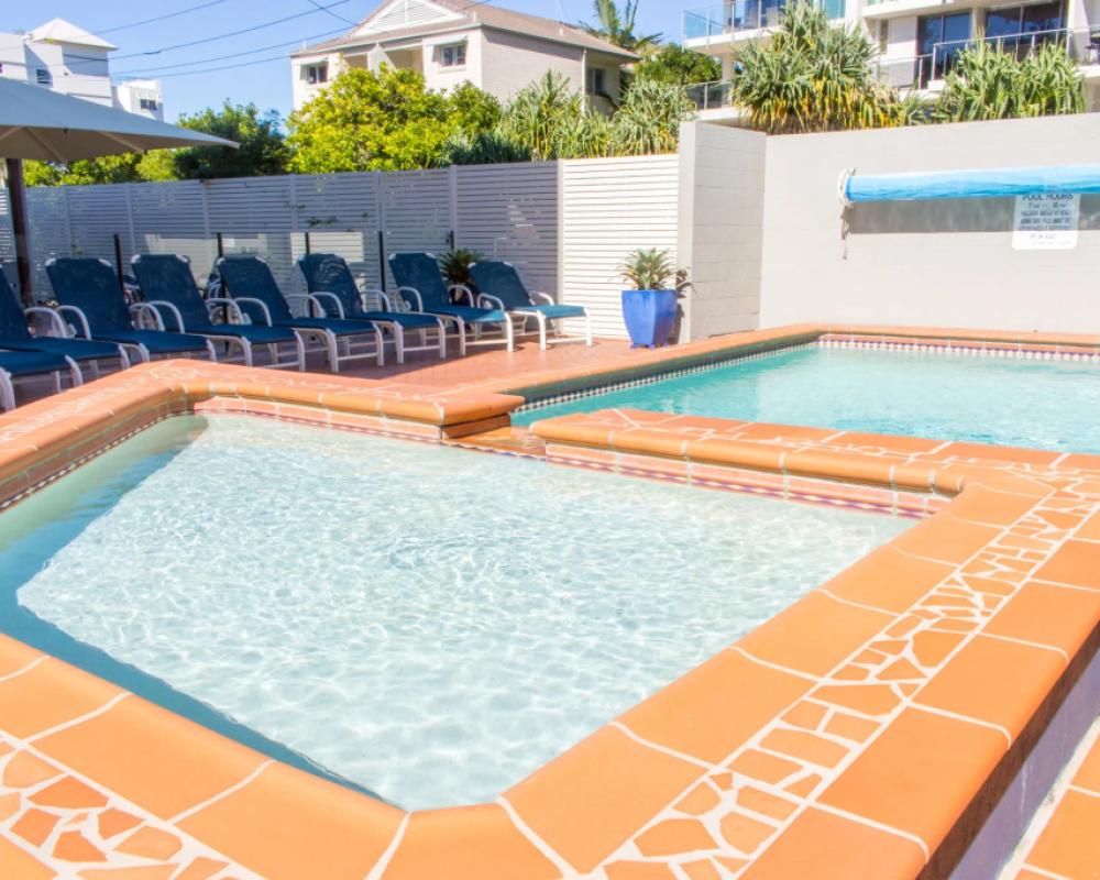 фото Windward Apartments