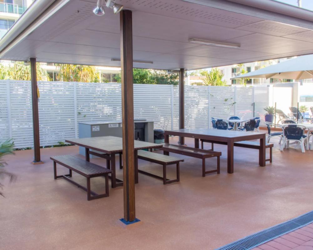 фото Windward Apartments