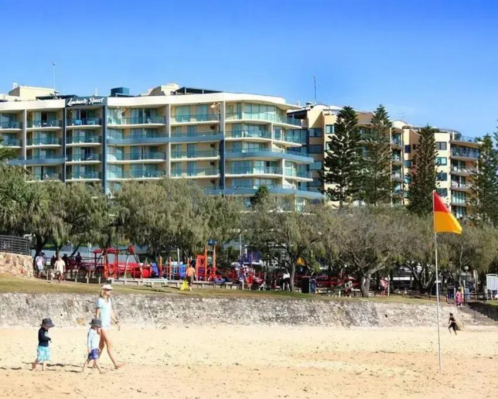 фото Landmark Resort