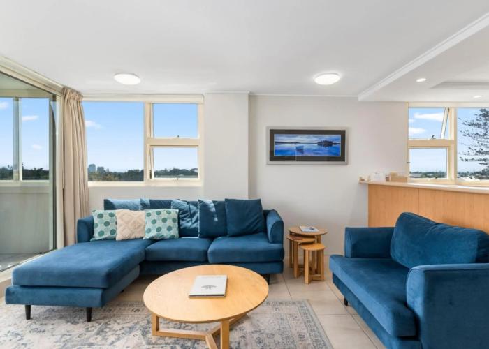 84 The Spit Holiday Apartments