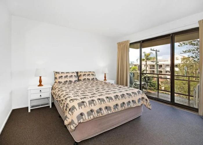 Lahaina Apartments