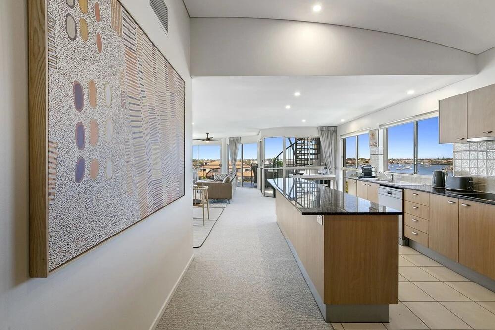 фото Incredible Beach Side Penthouse