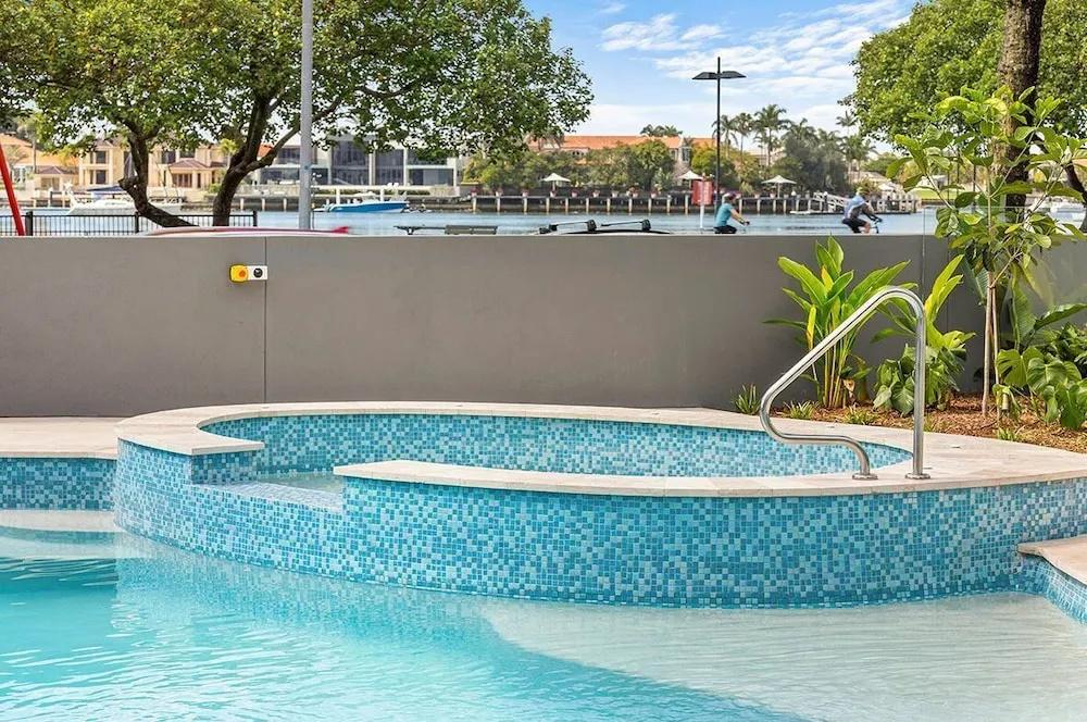 фото Riverdance Apt 6