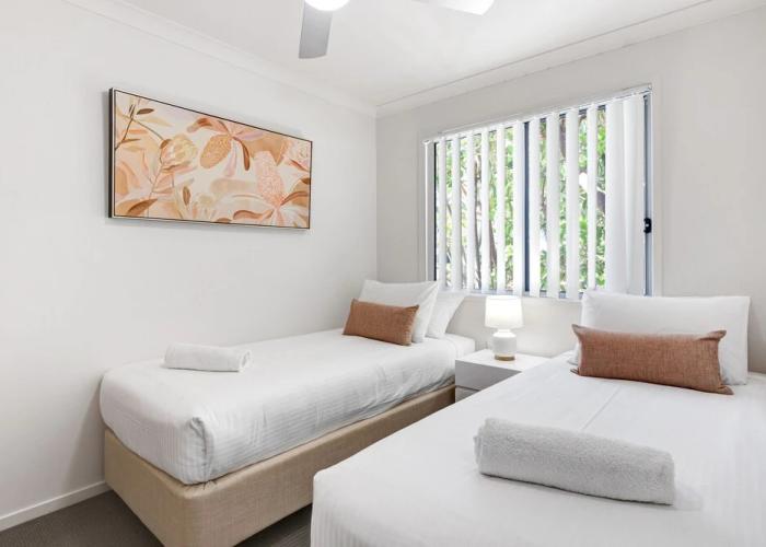 MARJ12- Stylish and Spacious Apartment