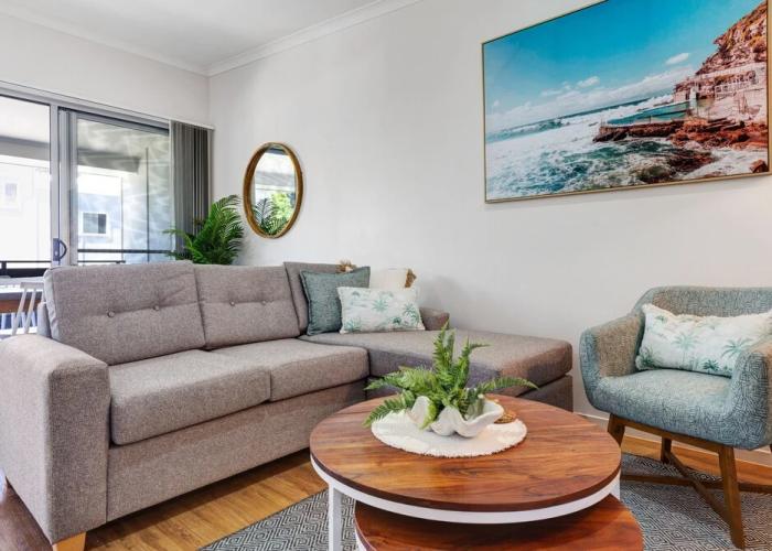 MARJ12- Stylish and Spacious Apartment