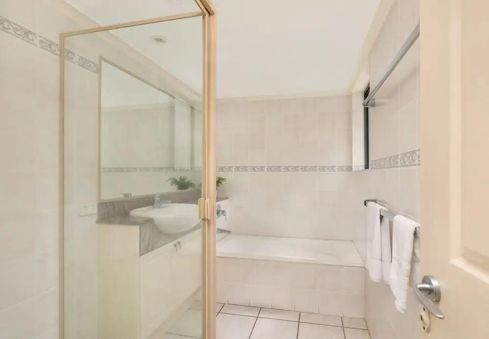 фото Riverdance Apt 8