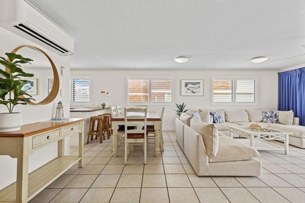 фото Riverdance Apt 8