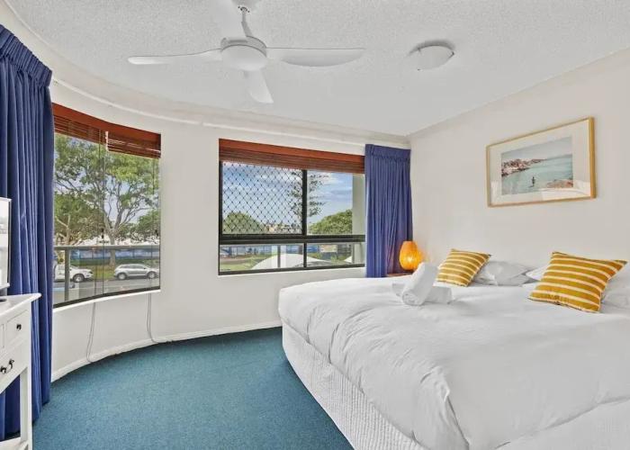 Riverdance Apt 8