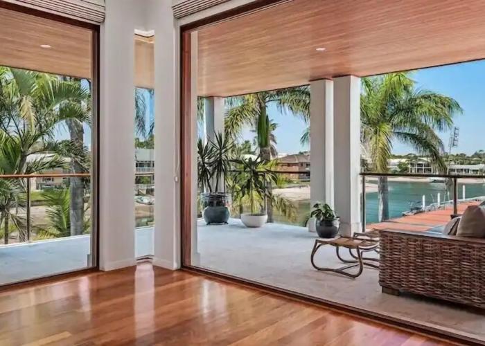 Lux Tropical Haven Mooloolaba Moonda5