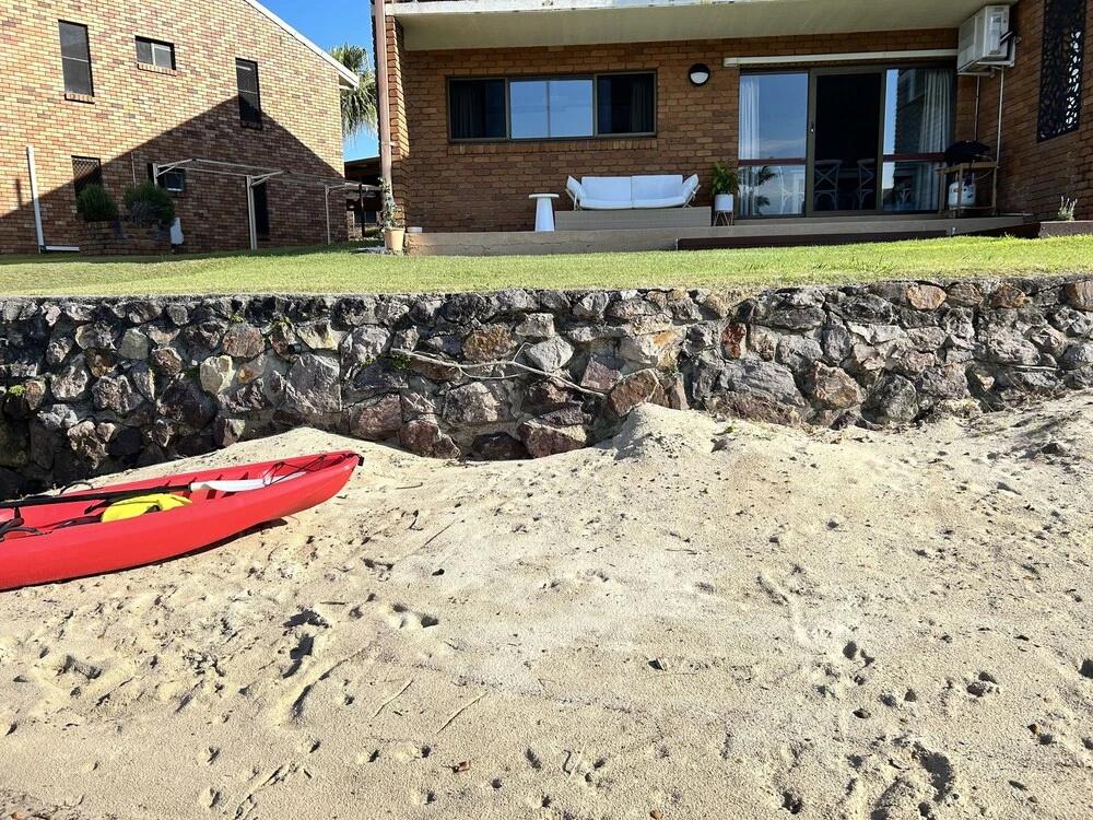 фото Barooga1- Mooloolaba Canal Front