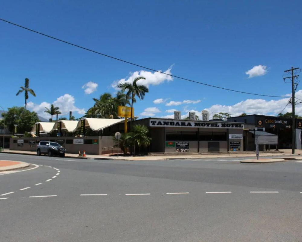 Tandara Hotel Motel