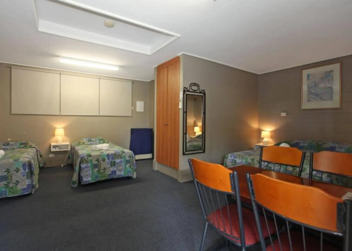 Tandara Hotel Motel