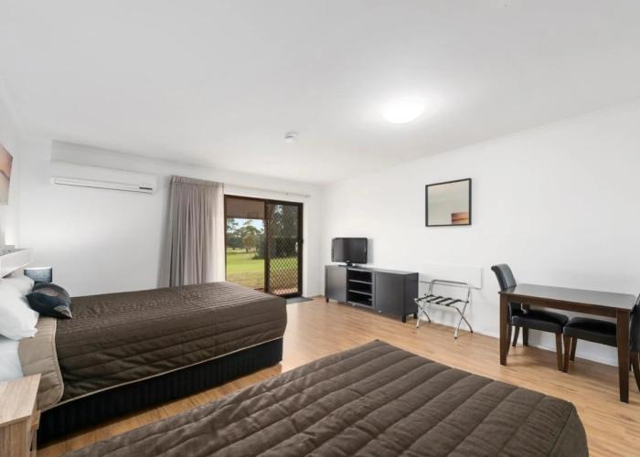 Comfort Inn & Suites Riverland