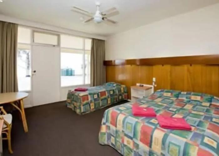 Barmera Lake Resort Motel