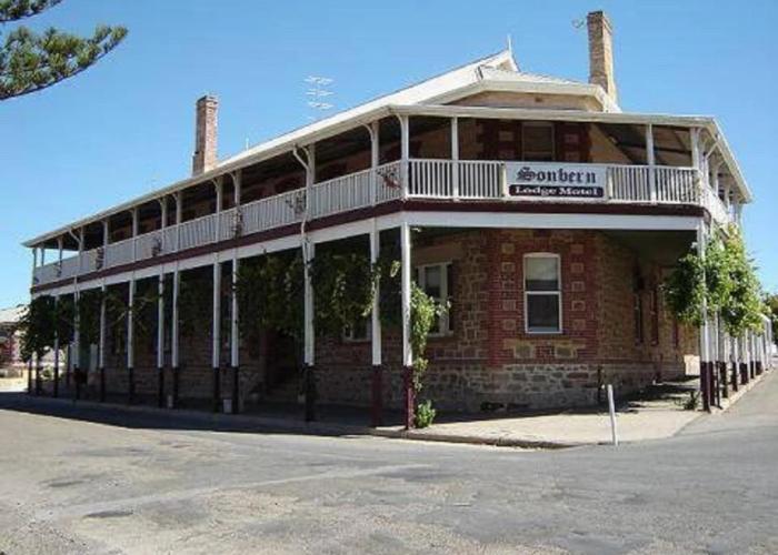 Sonbern Lodge Motel
