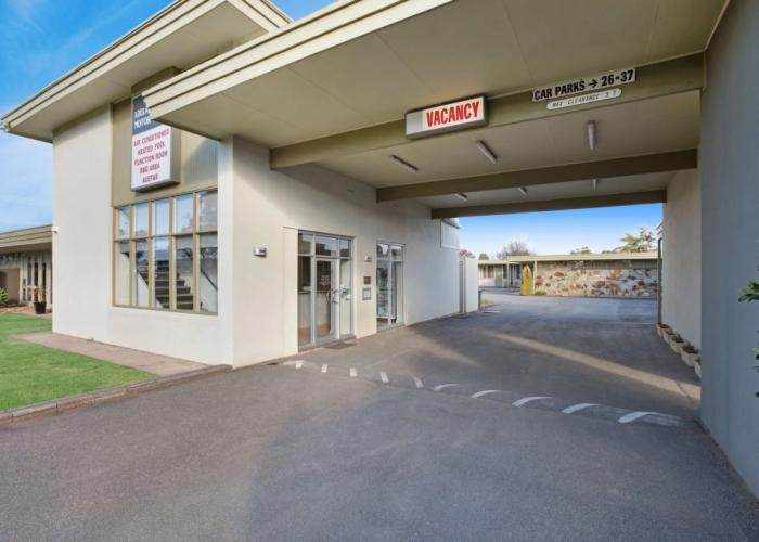 Adelaide Road Motor Lodge