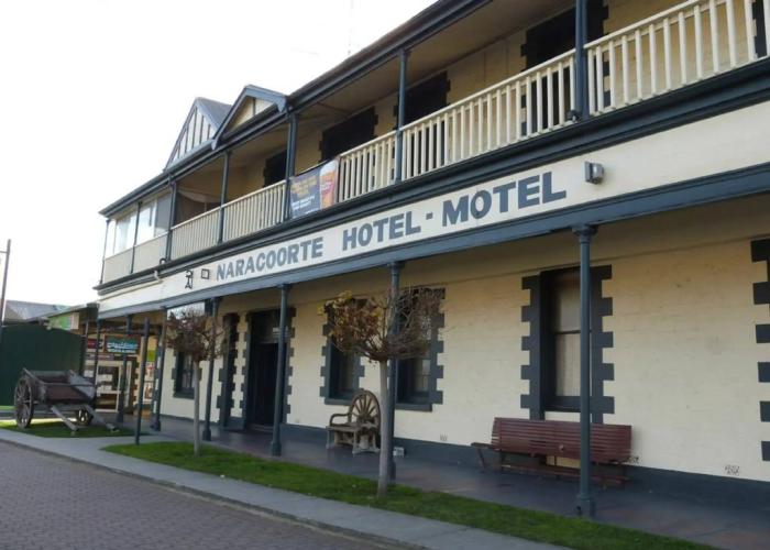 Naracoorte Hotel Motel