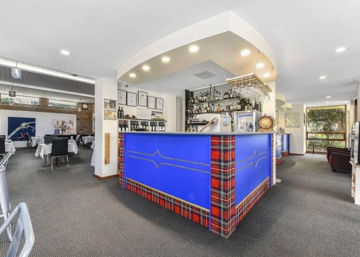 William Macintosh Motor Lodge