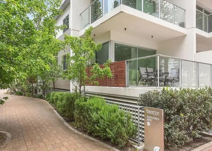 Breeze Beachfront Apartment no 1 - First Floor