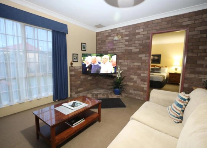 Swansea Cottages & Lodge Suites