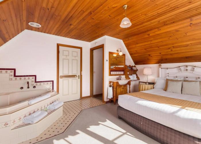 Swansea Cottages & Lodge Suites