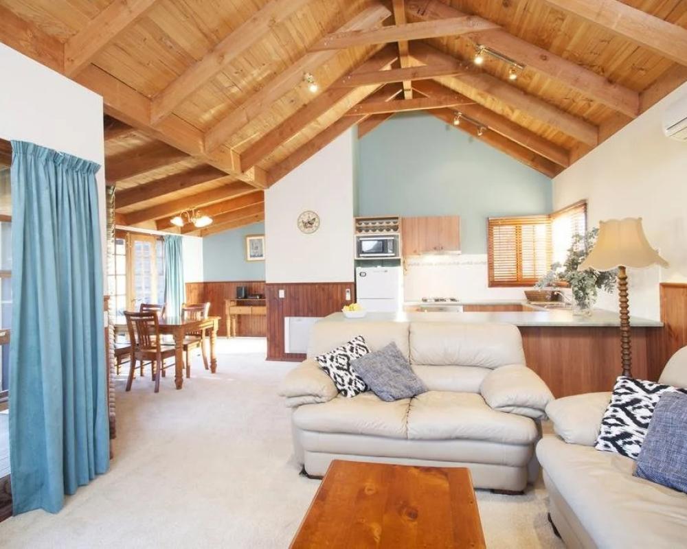 фото Beechworth Cedar Cottages