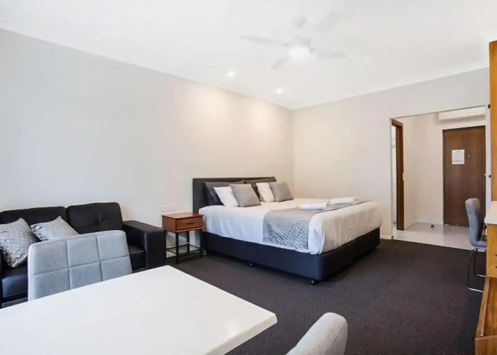 Manifold Motor Inn